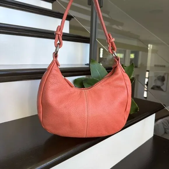 Harold’s genuine leather, soft pebbled, coral shoulder purse, like new - Picture 5 of 9
